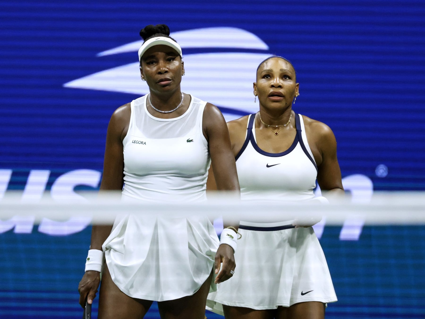 Las Williams dijeron basta en el primer cruce y se van del US Open con una ovación que pesó más que el resultado