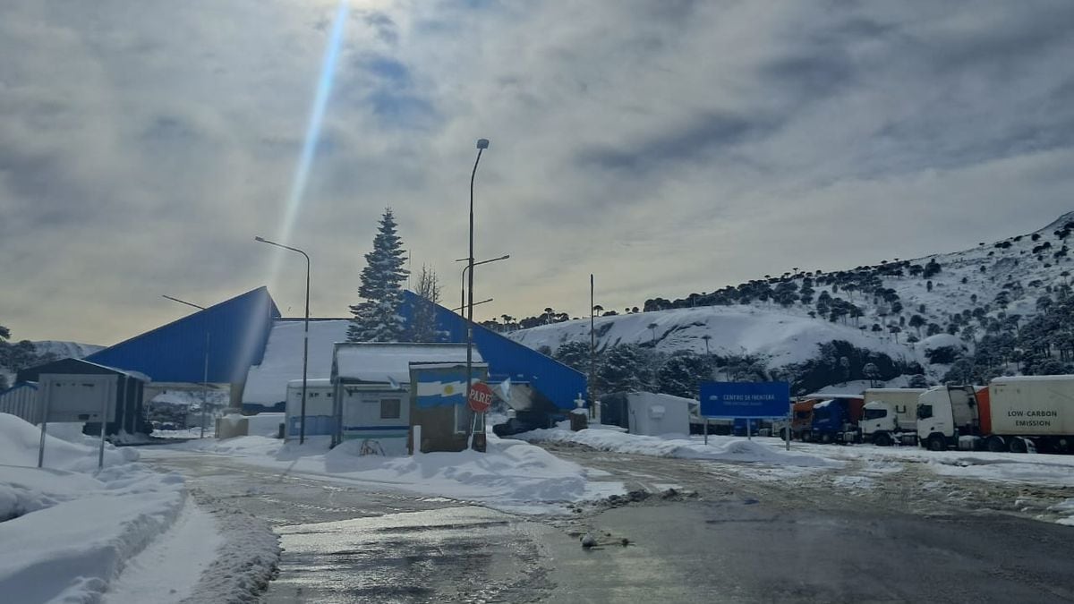 La cordillera cambia el reloj: qué hay que saber para cruzar a Chile desde Neuquén sin quedar varado