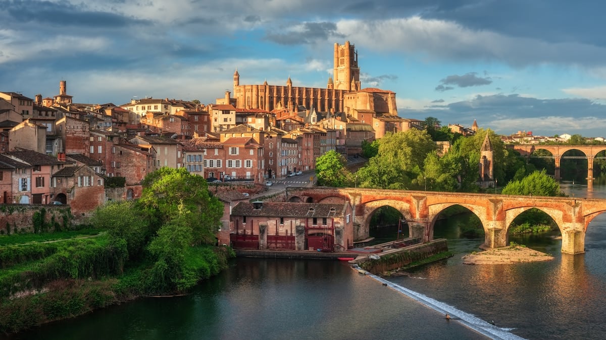 Albi, la ciudad de ladrillo rojo que custodia el mayor acervo mundial de Toulouse-Lautrec