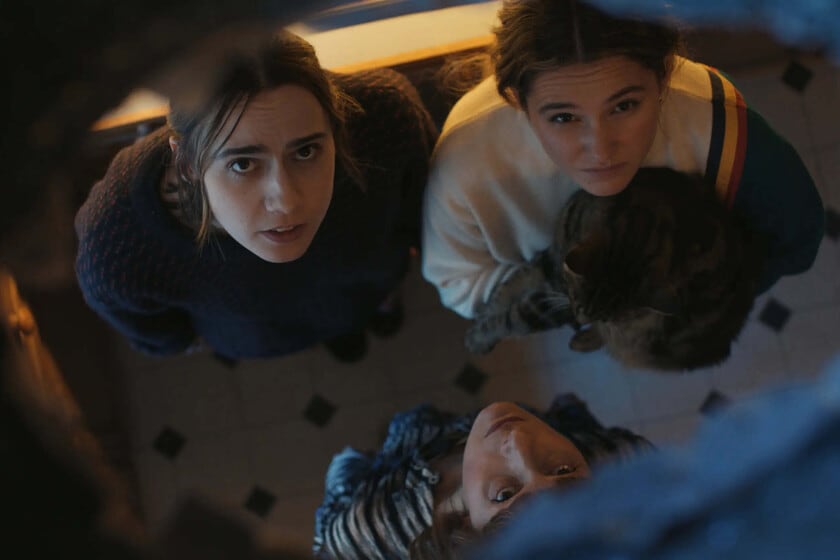 Vuelven las chicas valientes: Such Brave Girls vuelve a meter la cuchara en el peor cajón de la familia