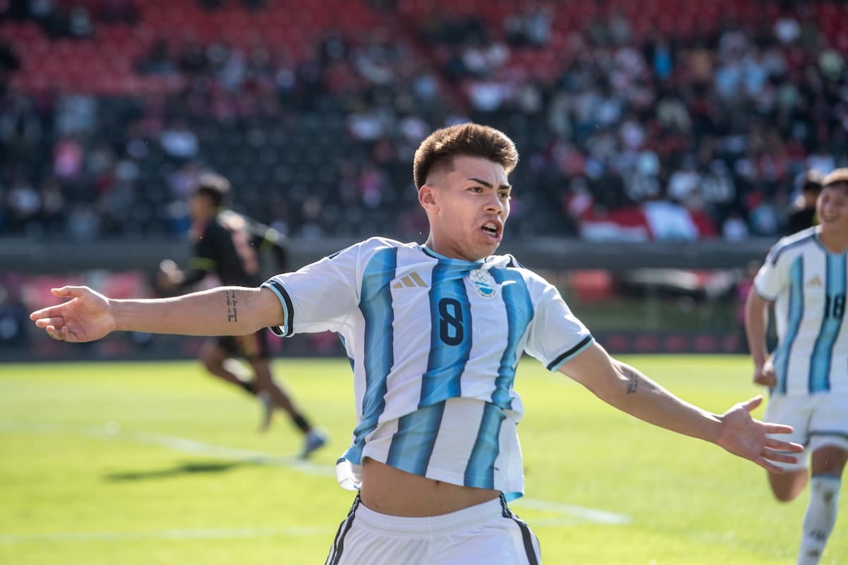 El pibe de Rojas la rompió en Rosario y Argentina va por la dorada ante Paraguay