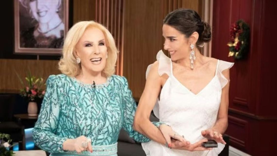 Mientras Mirtha se repone, Juana vuelve a tomar las riendas del sábado a la noche y del domingo al mediodía