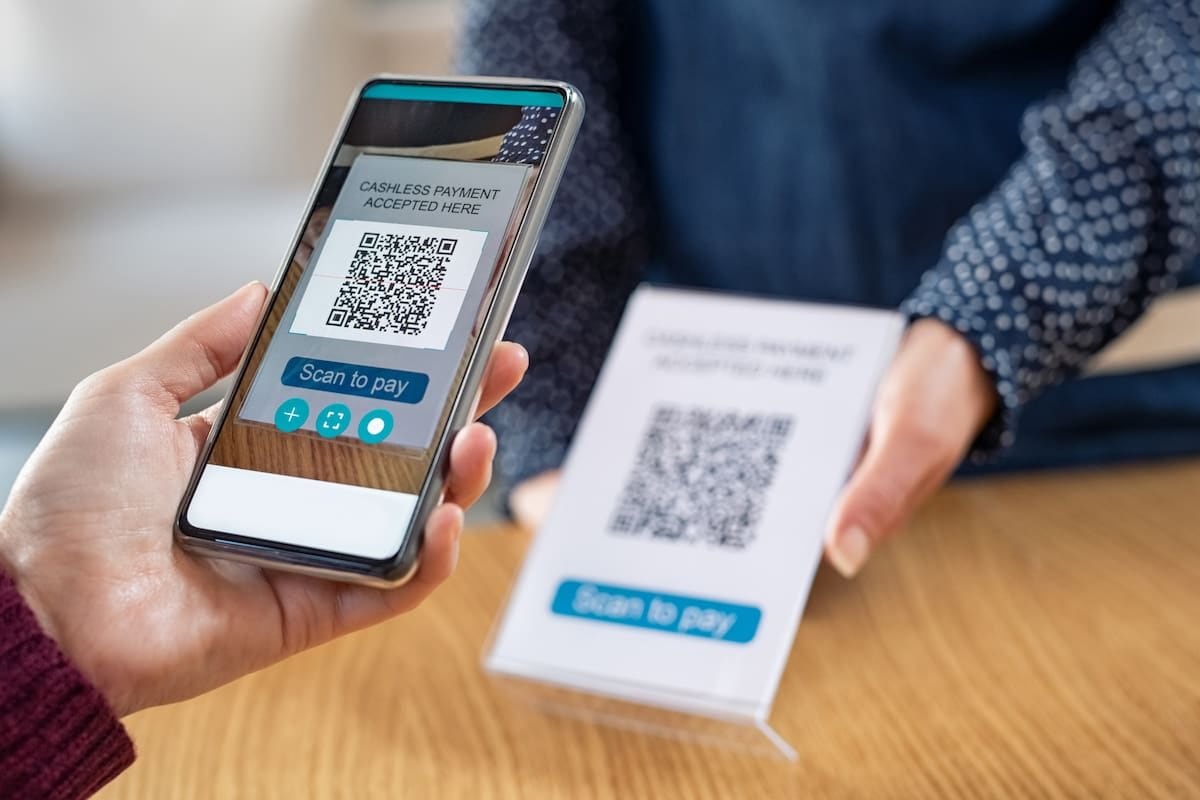 El QR se consolida como el protagonista de las compras cotidianas y le come terreno al efectivo y al plástico