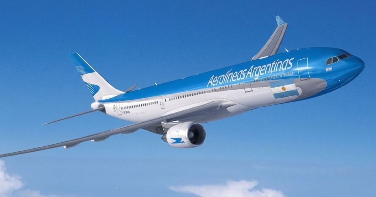 Verano 2027: la pulseada por los pasajes al Caribe y al litoral brasileño, con diferencias de hasta el doble entre compañías