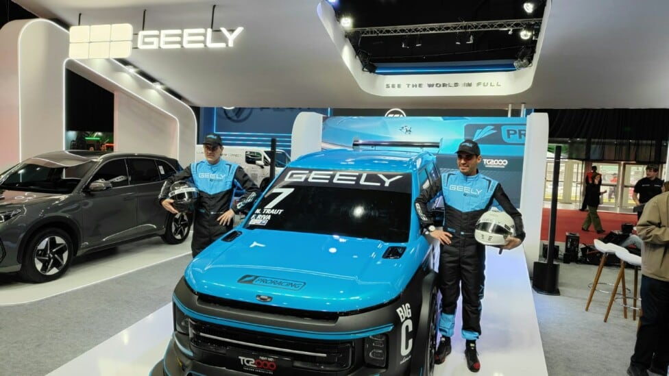 Geely se sube al TC2000 con dos pilotos y la mochila de ser la primera automotriz china en la categoría