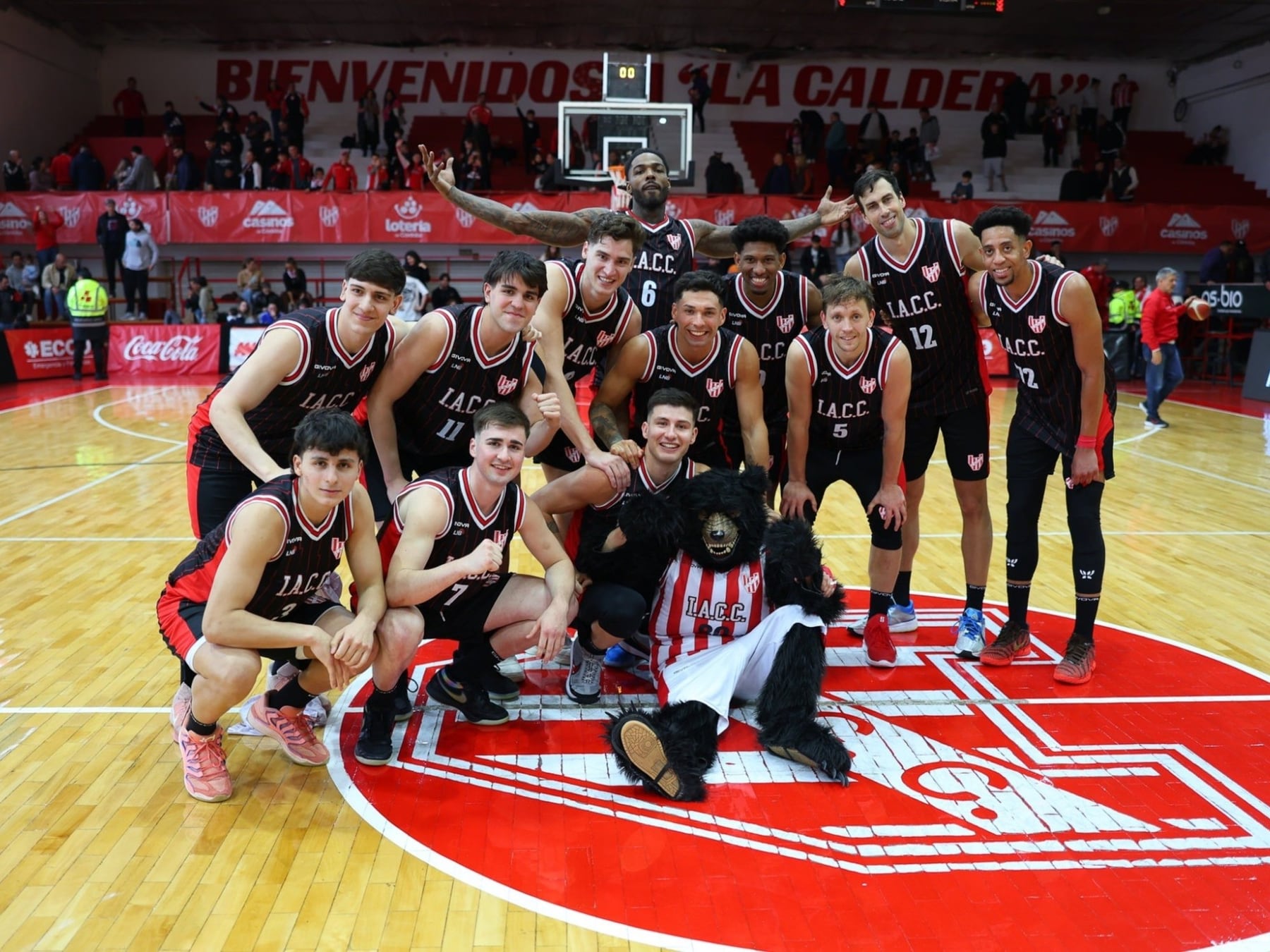 Lo vimos todos en Alta Córdoba: Instituto y Ferro se regalaron una noche para el infarto