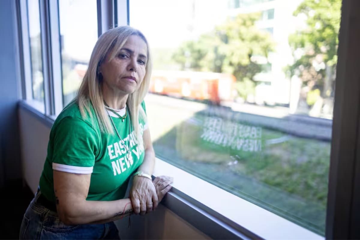 Octubre rosa en primera persona: la productora audiovisual que pasó por un cáncer de mama y sale a grabar mensajes desde el auto para empujar a las mujeres a chequearse
