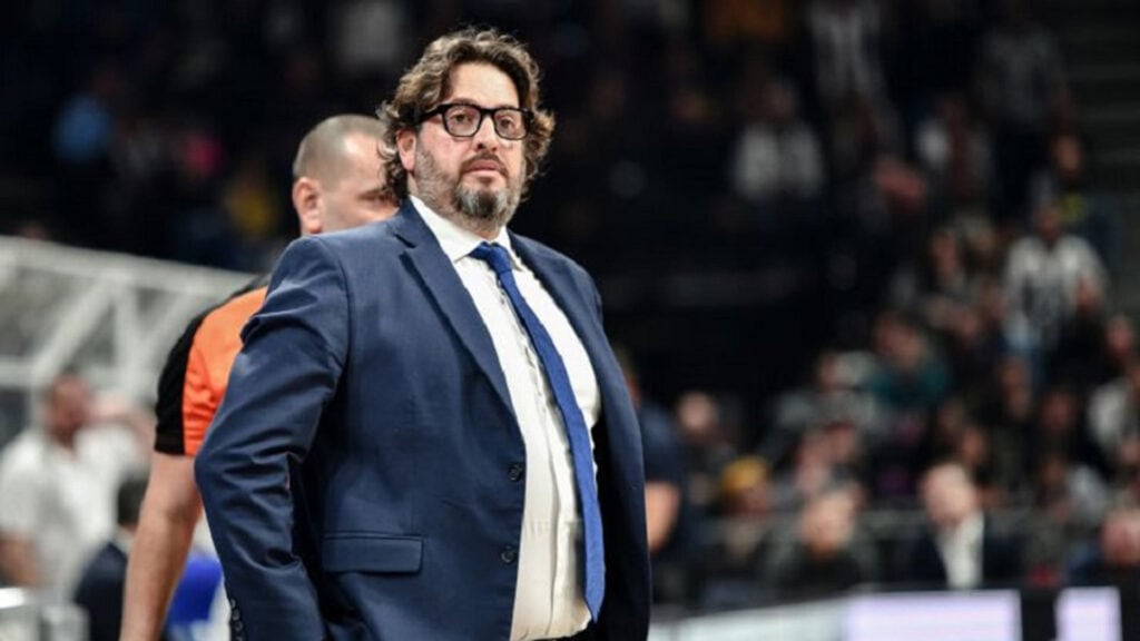 Baskonia cortó a Galbiati y va por Perasovic: tercer ciclo del croata en Vitoria