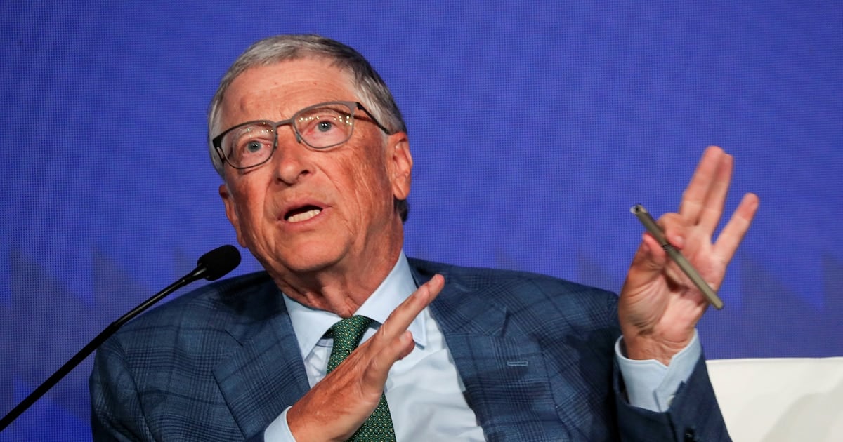 Bill Gates le pide al Estado que meta la cuchara en la inteligencia artificial, antes de que sea tarde