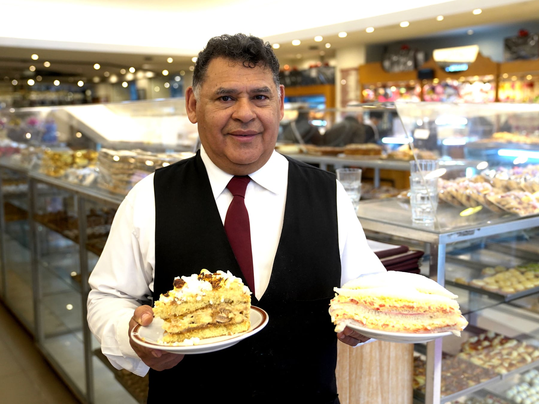 El Greco: la confitería de Caballito donde el tiempo se sirvió con manteca desde 1952